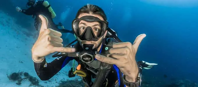 Diving in Paracas